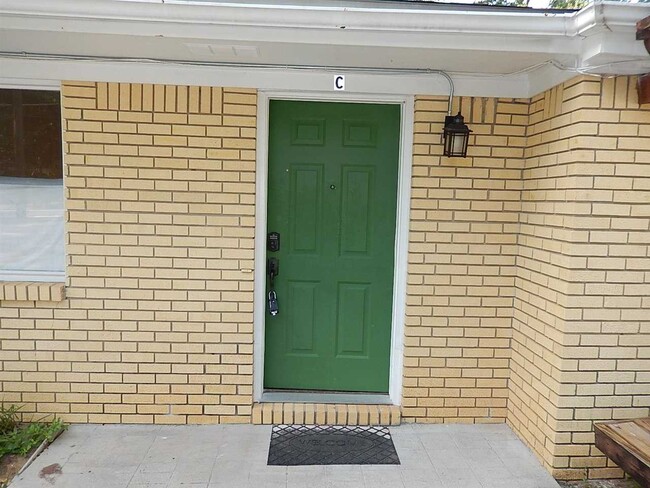 Building Photo - 1522 Pullen Rd
