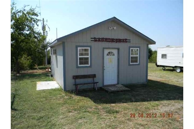 Building Photo - 107 S Hwy 177
