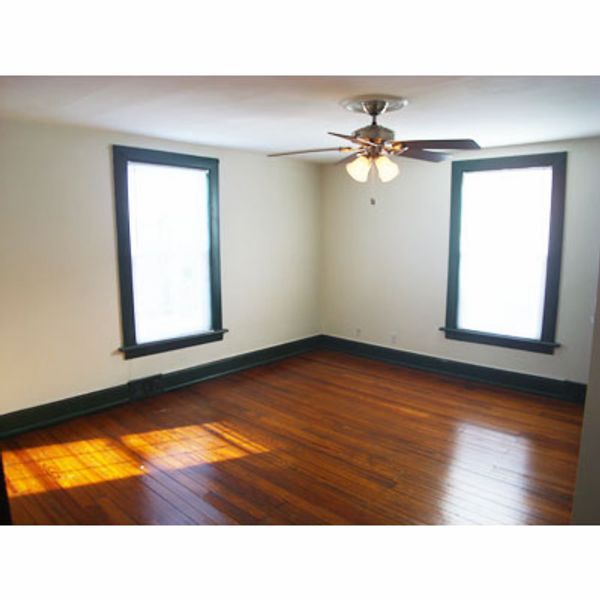 Building Photo - 1120 Dearing St