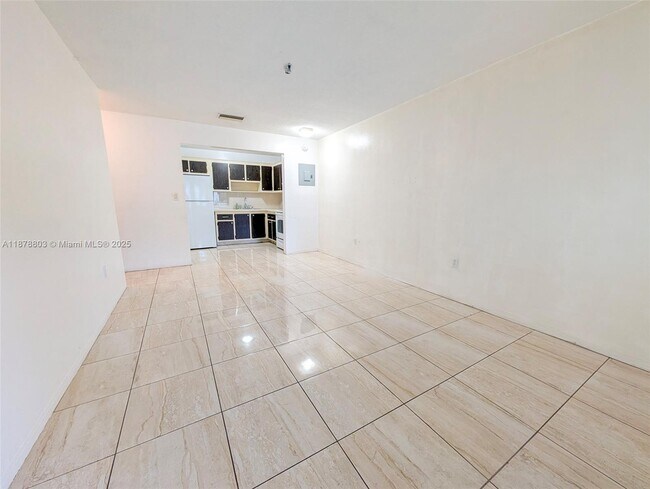 Foto del edificio - 6040 SW 26th St