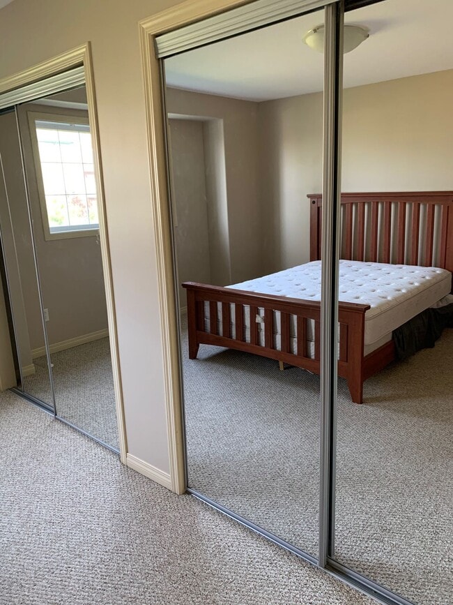 Building Photo - 2 Bed 2 Bath Unit in Fort Mcmurray, AB