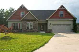 Building Photo - 102 Gabriels Wy