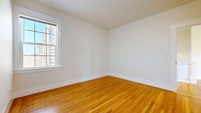 Building Photo - 1608 Balboa St