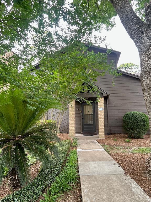 Foto principal - 12755 Mill Ridge Dr