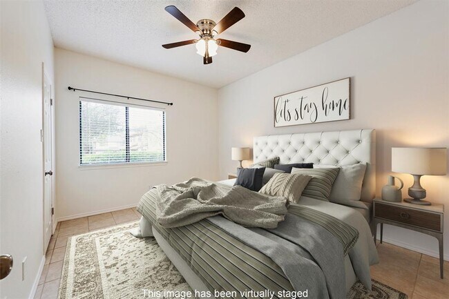 Building Photo - 9100 Mountain Ridge Dr