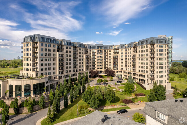 Building Photo - Livelia