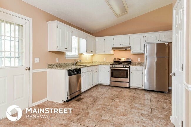 Building Photo - 32 Cathedral Heights