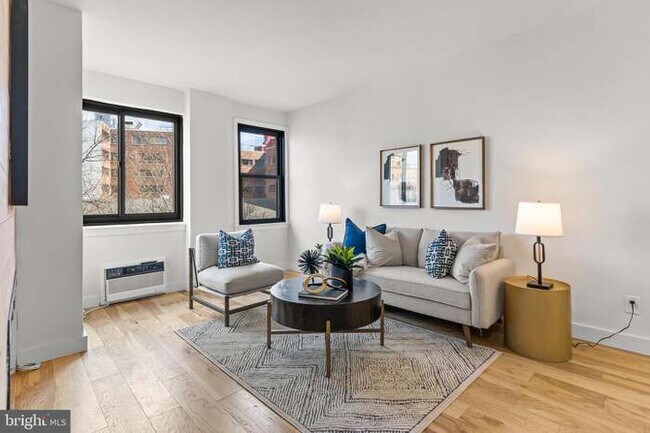 Foto del edificio - 1010 25th St NW