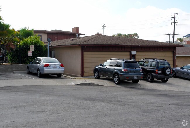 Foto del edificio - 612 Illinois Ct