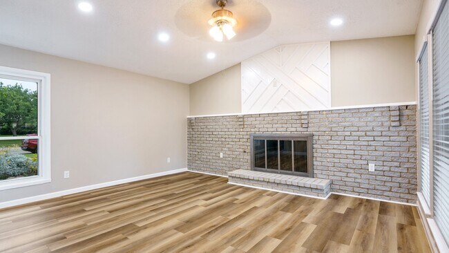 Foto del edificio - 3922 W Rochelle Rd