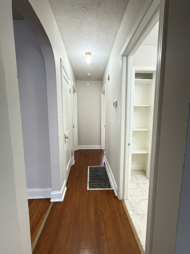 Foto del edificio - Wonderful 3 Bed and 1 Bath!