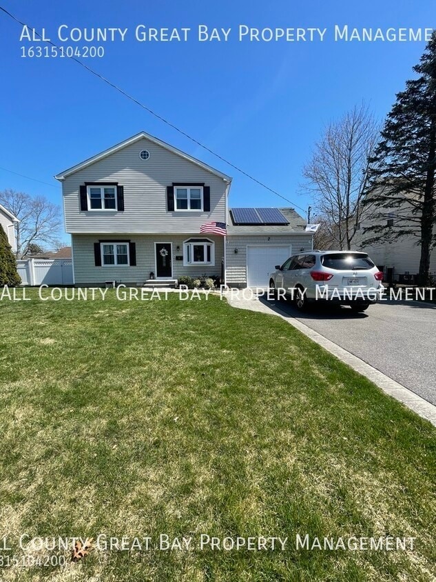 Primary Photo - Gorgeous 5 Bedroom 3 Full Bathroom Smart H...