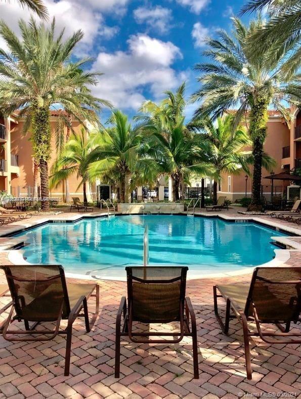 Foto del edificio - 6861 SW 44th St