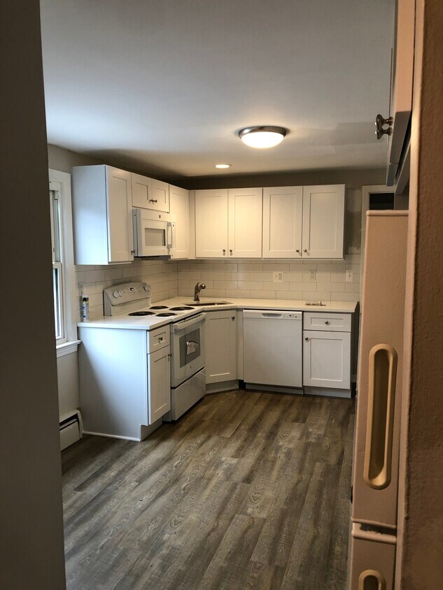 221 Boonton Ave Unit Birchwell, Butler, NJ 07405 Apartments in Butler