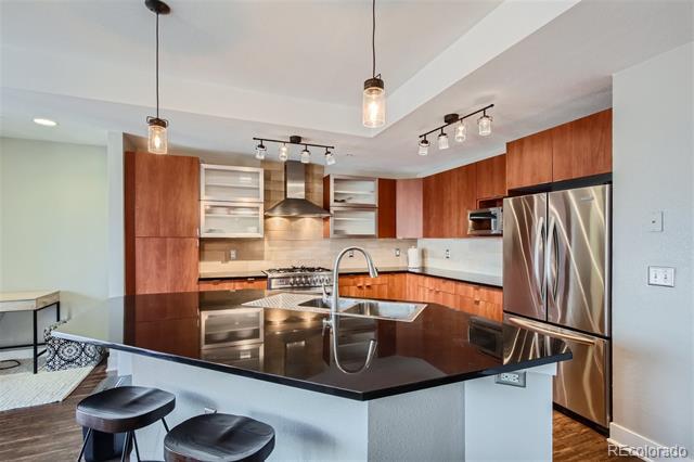 Foto del edificio - 2240 Clay St