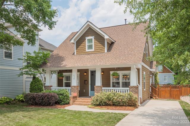 Foto principal - 632 Waco St