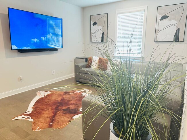 Foto del edificio - 603 Skye Ct