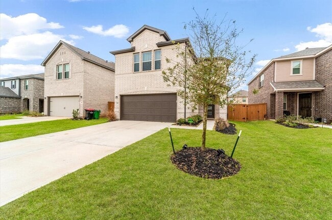 Building Photo - 2860 Grand Anse Dr