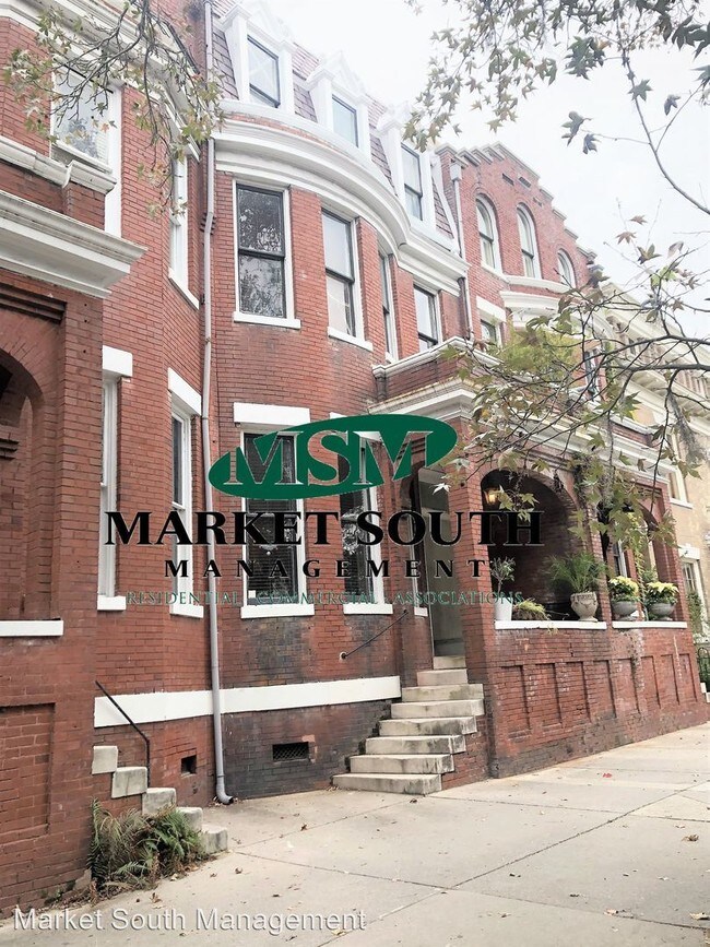 16 W Oglethorpe Ave, Savannah, GA 31401 Apartment for Rent in