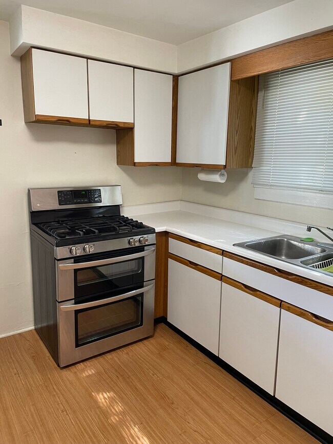 10863 Main St Unit Lower rear, Clarence, NY 14031 Apartments in Clarence, NY