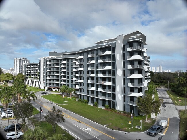 3D Exterior - Aura North Miami Beach