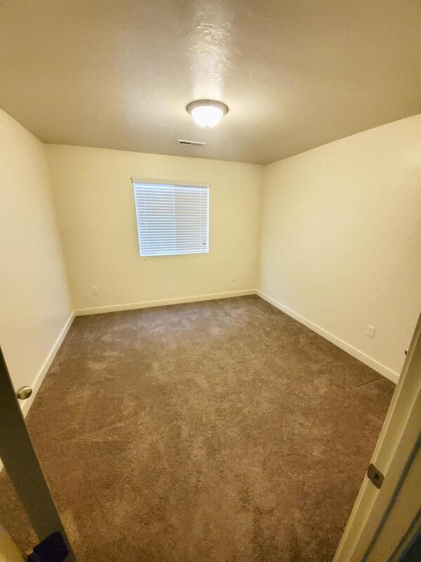 Foto del edificio - 15093 Bright Stars Dr