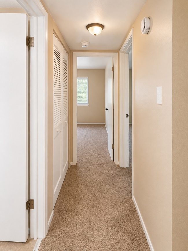 Building Photo - 2664 Eltarose Dr