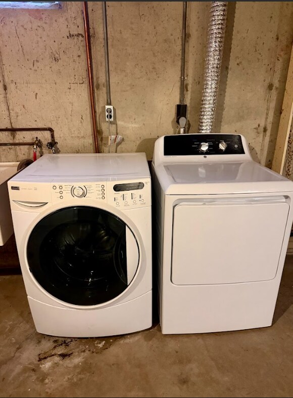 Foto del edificio - 2703 Cumming Ave