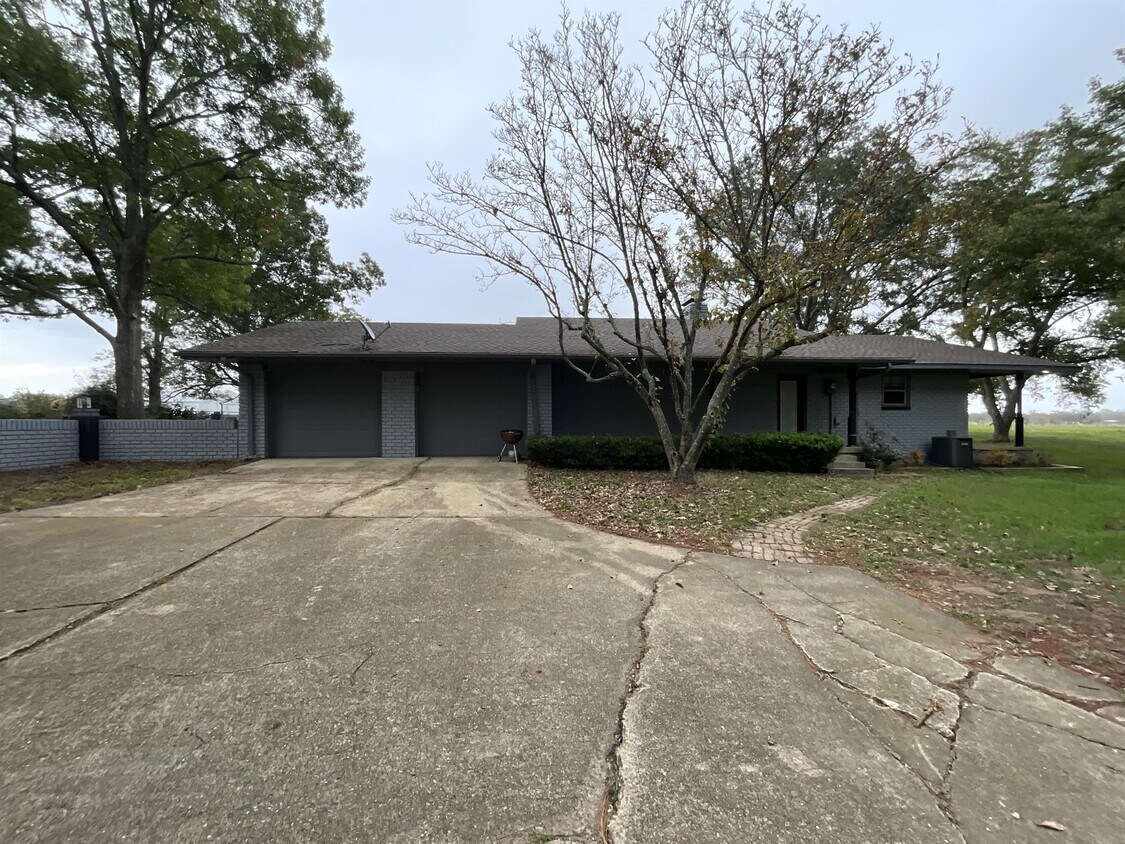 960 First Monday Ln, Canton, TX 75103 House Rental in Canton, TX