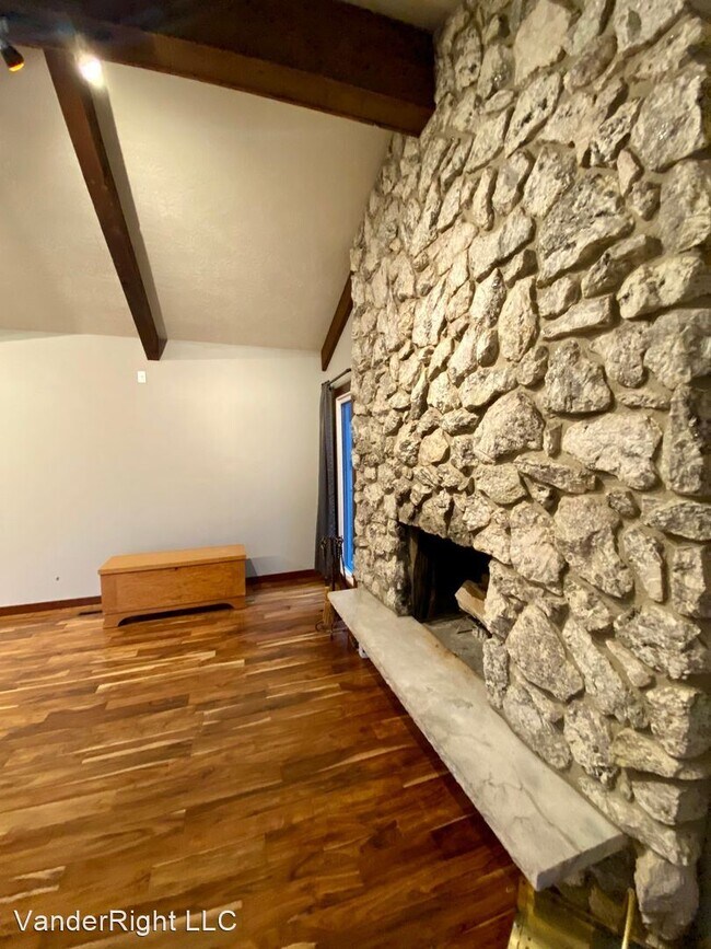 Building Photo - 4 br, 2 bath House - 3016 S 6th Ave