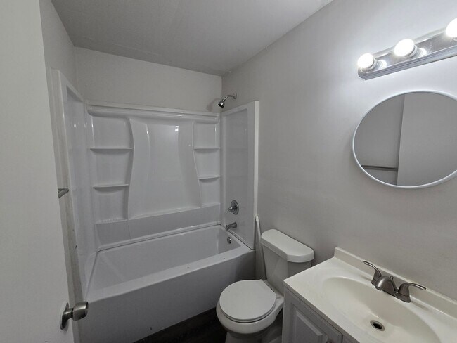 Foto del edificio - Charming 3 bed 1 bath!