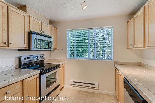 Building Photo - 2 br, 2 bath House - 740 NW 185th Ave #307