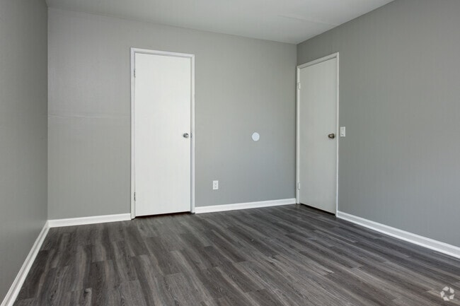 2HAB, 1BA - 860 ft² - Greenway Gardens