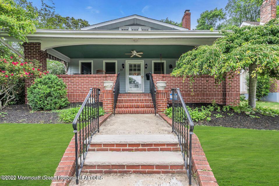 Primary Photo - 97 Neptune Ave
