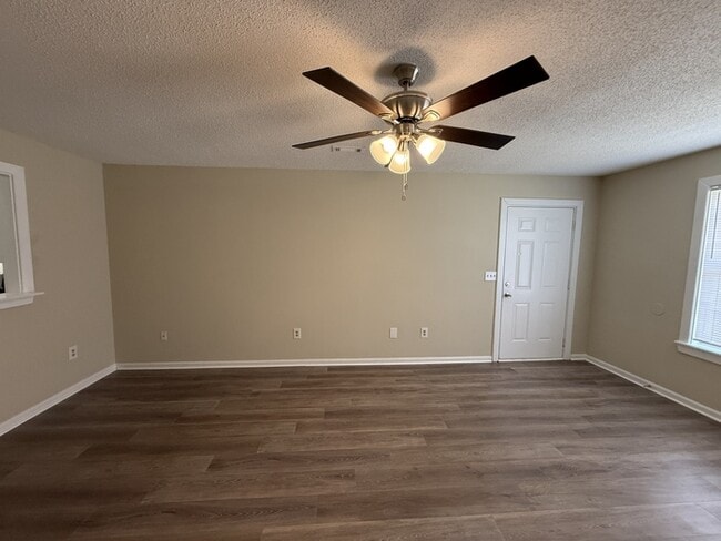 Photo - 1081 Micha Way House