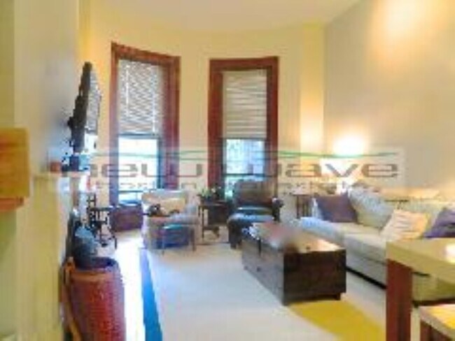 Foto del edificio - 68 Waltham St