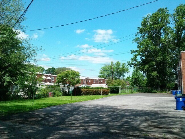 Foto del edificio - 1 Melvin Dr