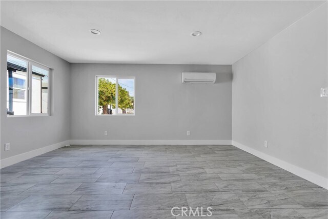 Building Photo - 407 S B St