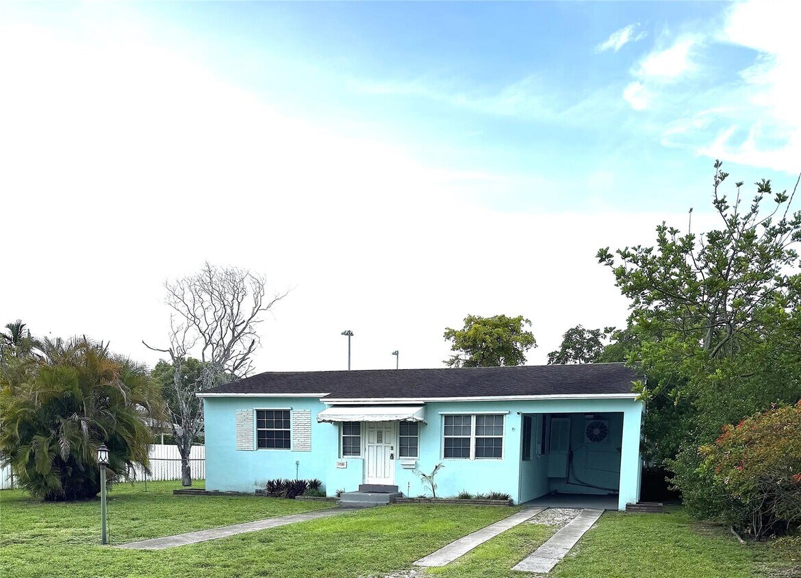 Foto principal - 1700 Liberty St