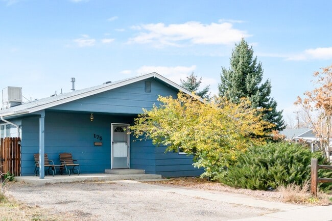 Building Photo - 175 N 10th Ave