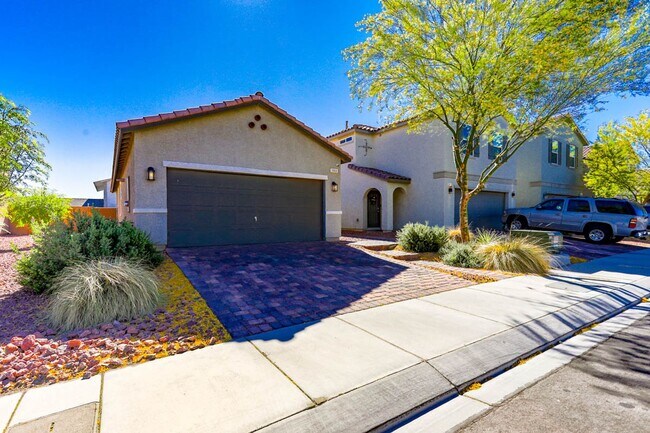 Foto del edificio - Beautiful 3 Bedroom Single Story West Vegas Home