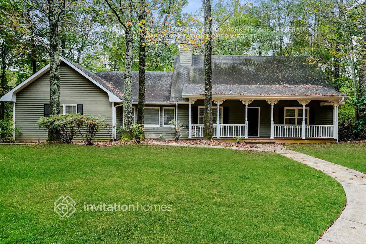 Primary Photo - 4721 W Lake Dr SE