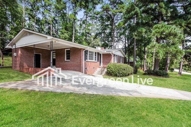 Foto del edificio - 1454 Fork Ave