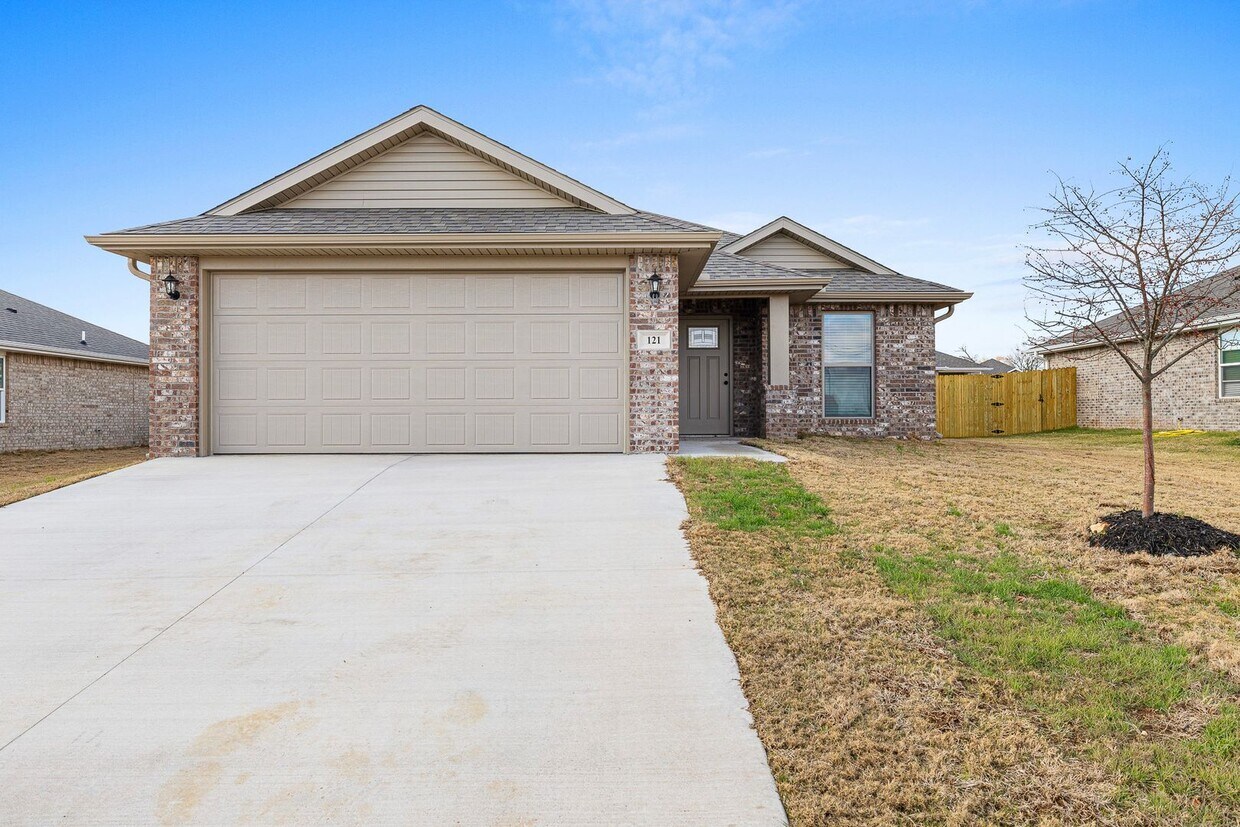 NEW 3 Bedroom Home In Highfill, Arkansas, House Rental in Gentry