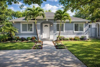 Building Photo - 10250 SW 173rd Terrace