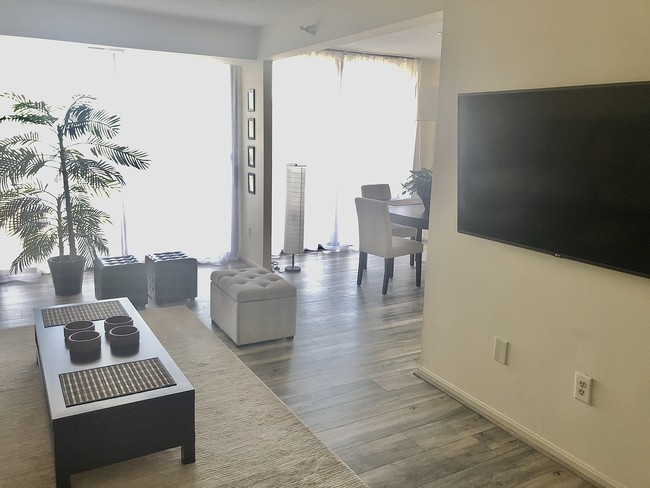 living room - 7401 Westlake Terrace