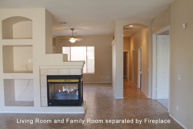 Building Photo - 1425 S Park Grove Cir