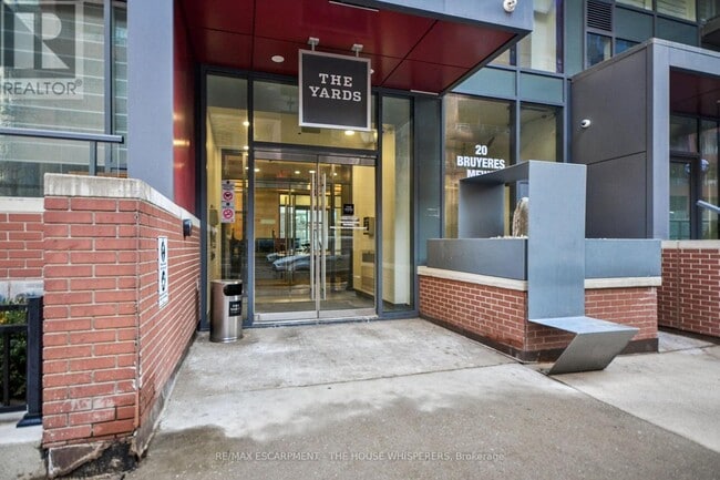 Photo du bâtiment - 20 Bruyeres Mews