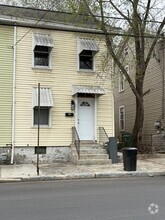 Building Photo - 432 N Pitt St