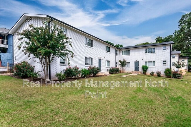Photo - 1145 Lucile Ave SW House